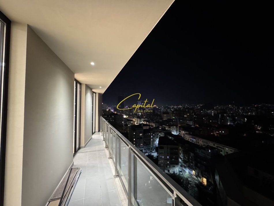 APARTAMENT ME QERA 2+1 GOLDEN TOWER 1000 EURO