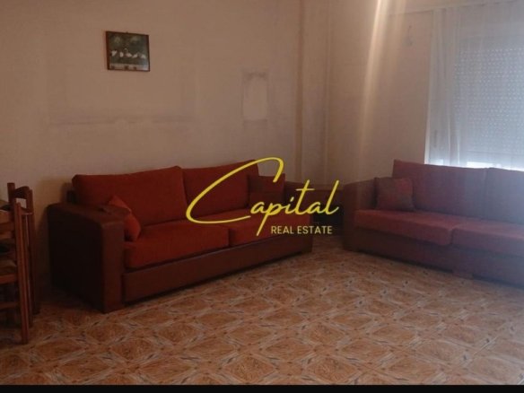 APARTAMENT ME QERA 1+1 MYSLYM SHYRI 60.000 LEKE