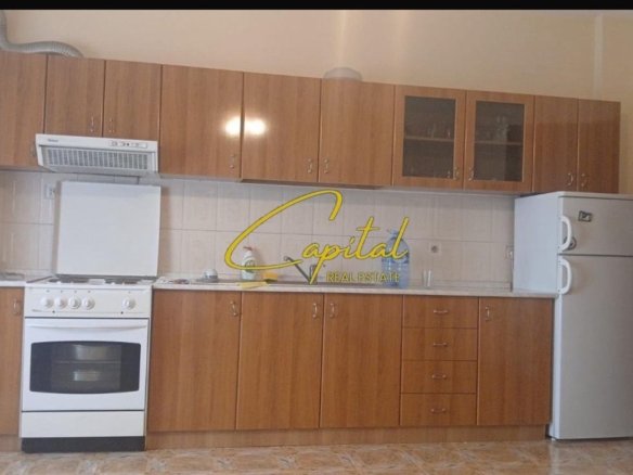 APARTAMENT ME QERA 1+1 MYSLYM SHYRI 60.000 LEKE