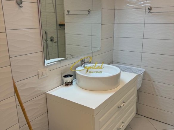 APARTAMENT ME QERA 2+1 KOMPLEKSI GOLDEN PARK 3 60.000 LEKE