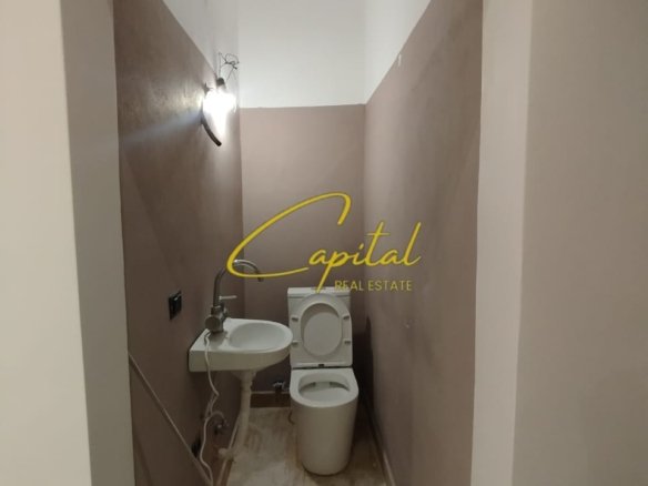 DYQAN ME QERA 30 M2 MYSLYM SHYRI 1.300 EURO