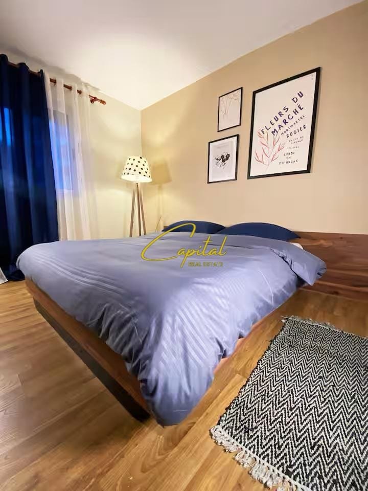WhatsApp Image 2025-12-19 at 4.43.57 PM APARTAMENT ME QERA 2+1 ISH TREGU ELEKTRIK 65.000 LEKE