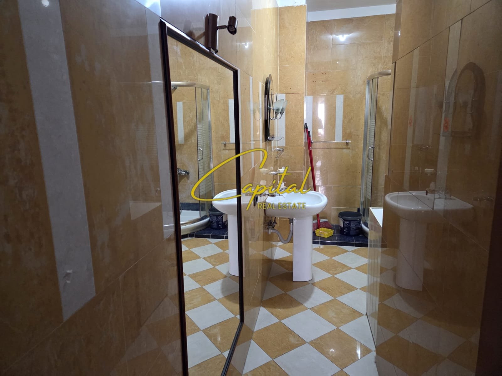 APARTAMENT ME QERA 2+1 SELVIA 700 EURO
