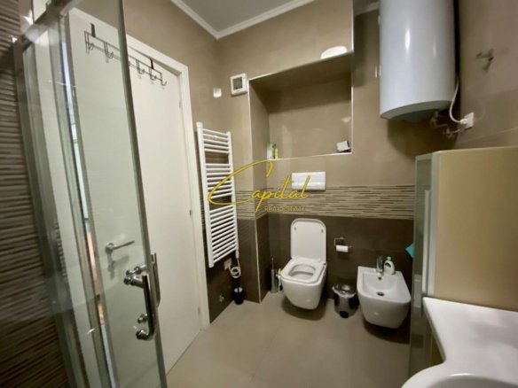 SHITET APARTAMENT 2+1 DURRES 300.000 EURO