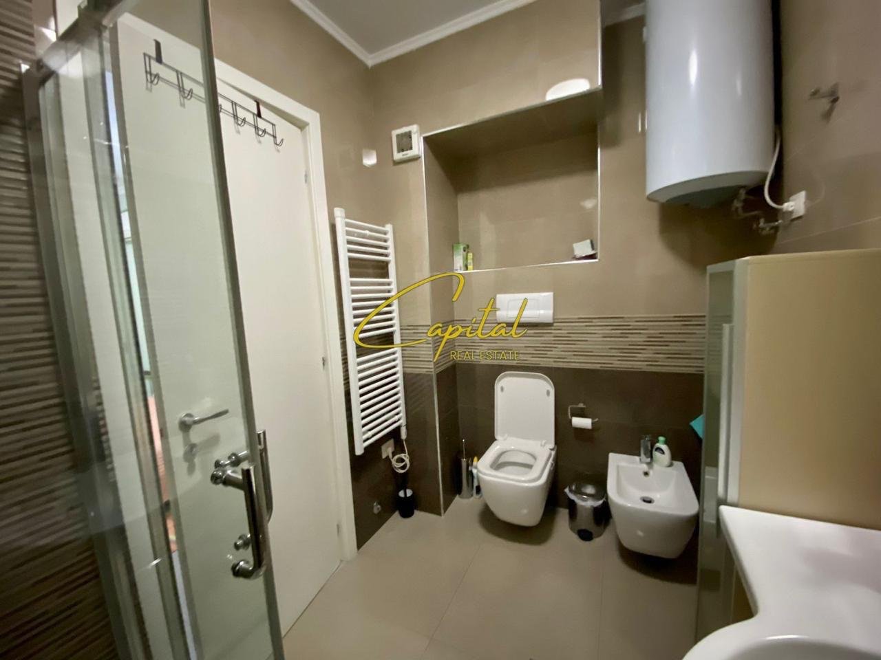 SHITET APARTAMENT 2+1 DURRES 300.000 EURO