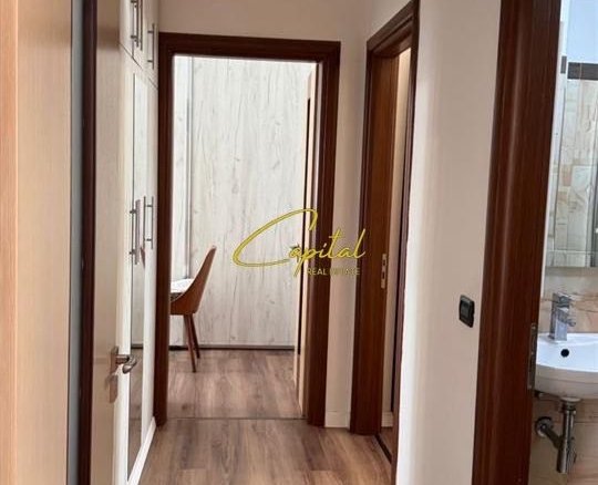APARTAMENT ME QERA 3+1 FRESKU 65.000 LEKE