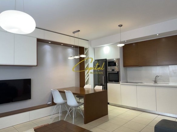 APARTAMENT ME QERA 1+1 5 MAJI 750 EURO