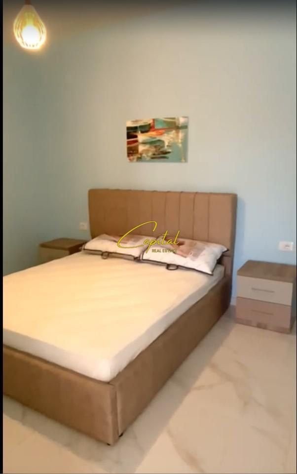 APARTAMENT ME QERA 1+1 KOMPLEKSI GOLDEN PARK 3 50.000 LEKE