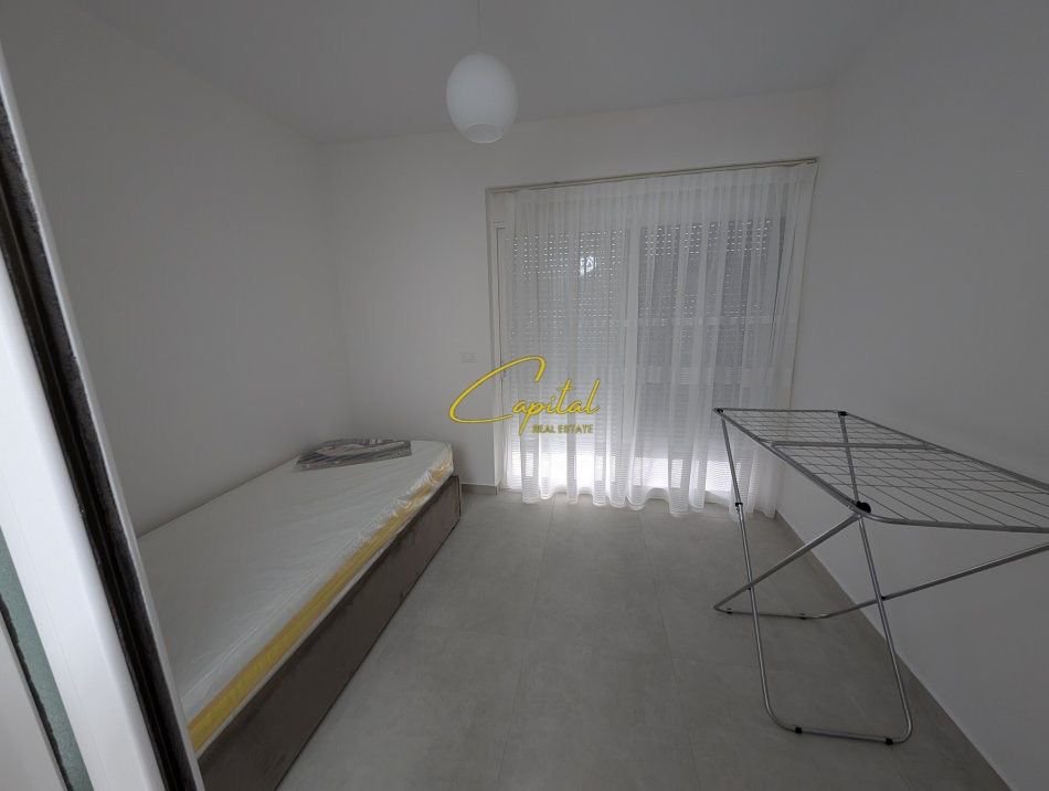 WhatsApp Image 2025-12-24 at 3.33.05 PM APARTAMENT ME QERA 2+1 SELVIA 65.000 LEKE