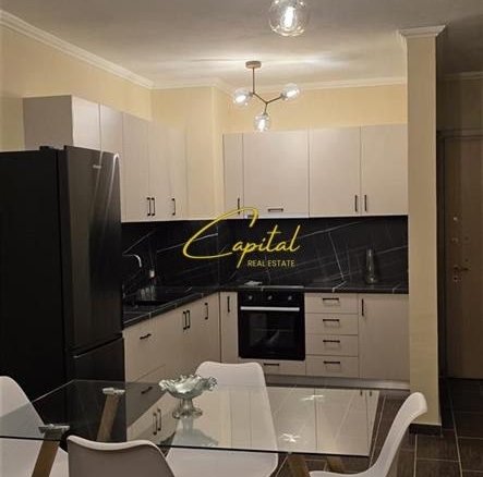 APARTAMENT ME QERA 2+1 KOMBINAT 50.000 LEKE