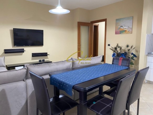 APARTAMENT ME QERA 2+1+2 PAZARI I RI 900 EURO