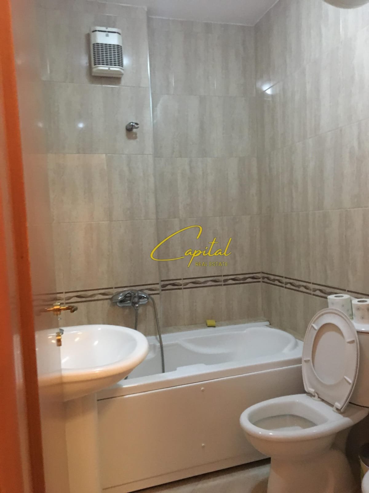 WhatsApp Image 2025-12-29 at 4.06.44 PM APARTAMENT ME QERA 2+1+2 PAZARI I RI 900 EURO