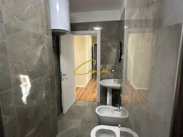 APARTAMENT ME QERA 2+1 ASTIR 50.000 LEKE