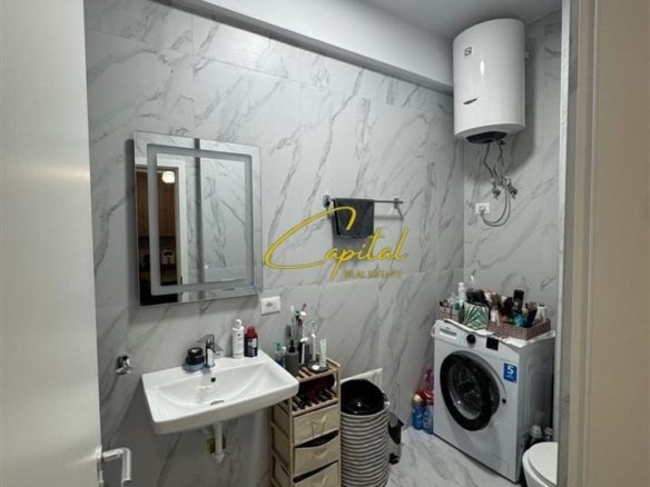 APARTAMENT ME QERA 1+1 ALI DEMI 400 EURO