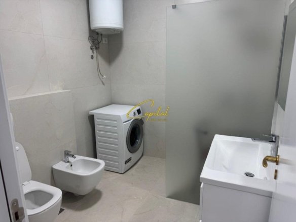 APARTAMENT ME QERA 2+1 RRUGA E KAVAJES 80.000 LEKE