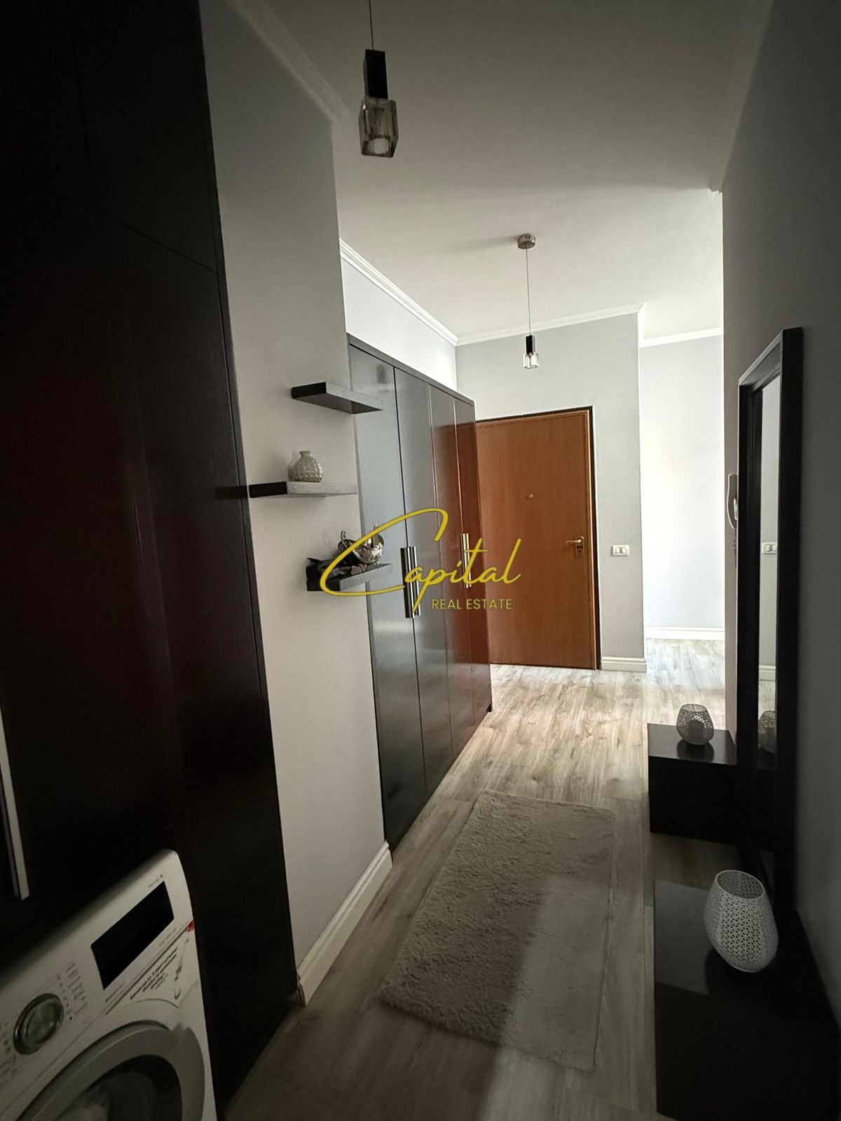 SHITET APARTAMENT 1+1 RRUGA E KAVAJES 170.000 EURO