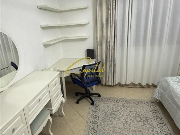 VILE PRIVATE ME QERA 115 M2 5 MAJI 900 EURO