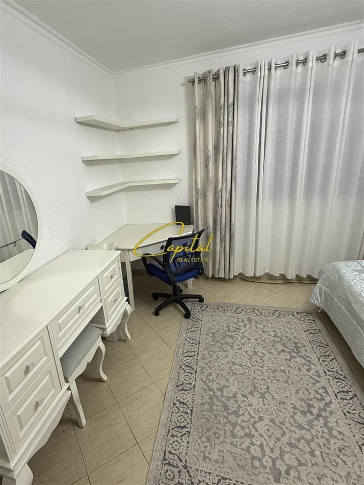 VILE PRIVATE ME QERA 115 M2 5 MAJI 900 EURO