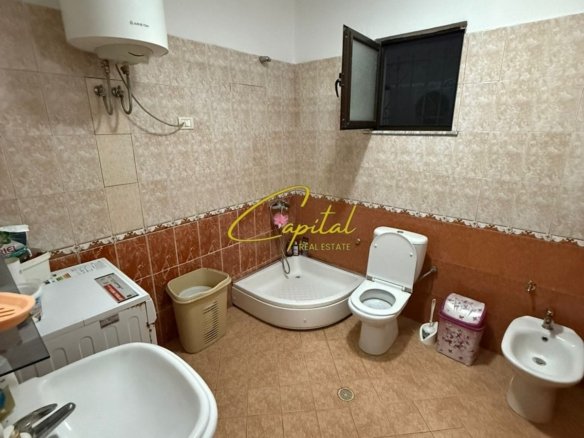 APARTAMENT ME QERA 2+1 5 MAJI 400EURO