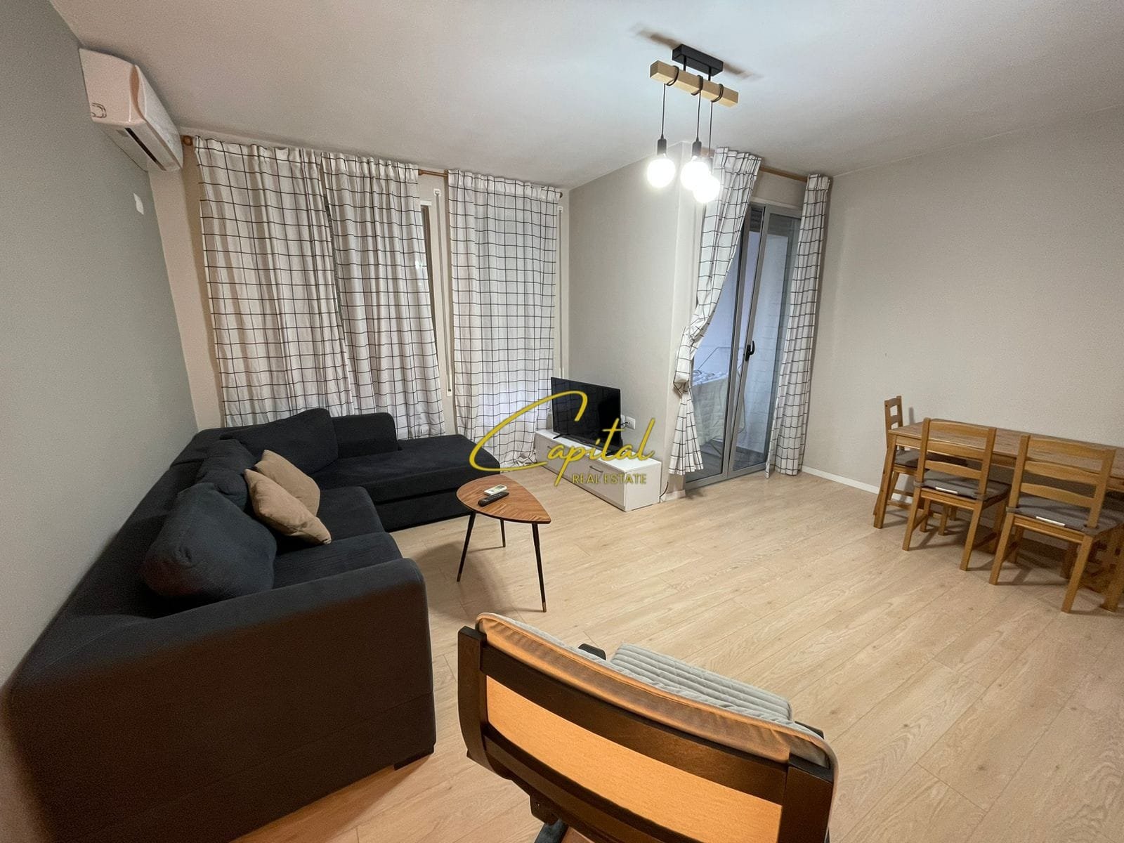 APARTAMENT ME QERA 1+1 MATERNITETI I RI 600 EURO