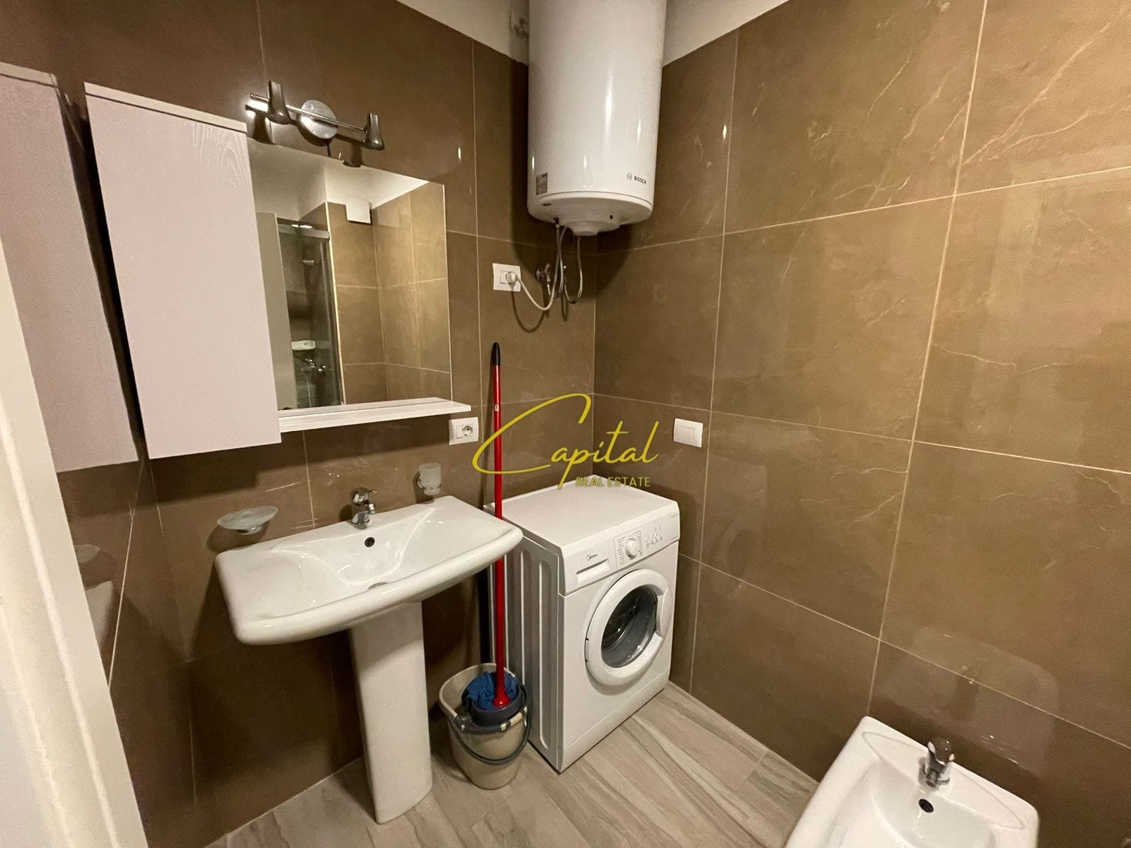 APARTAMENT ME QERA 1+1 MATERNITETI I RI 600 EURO