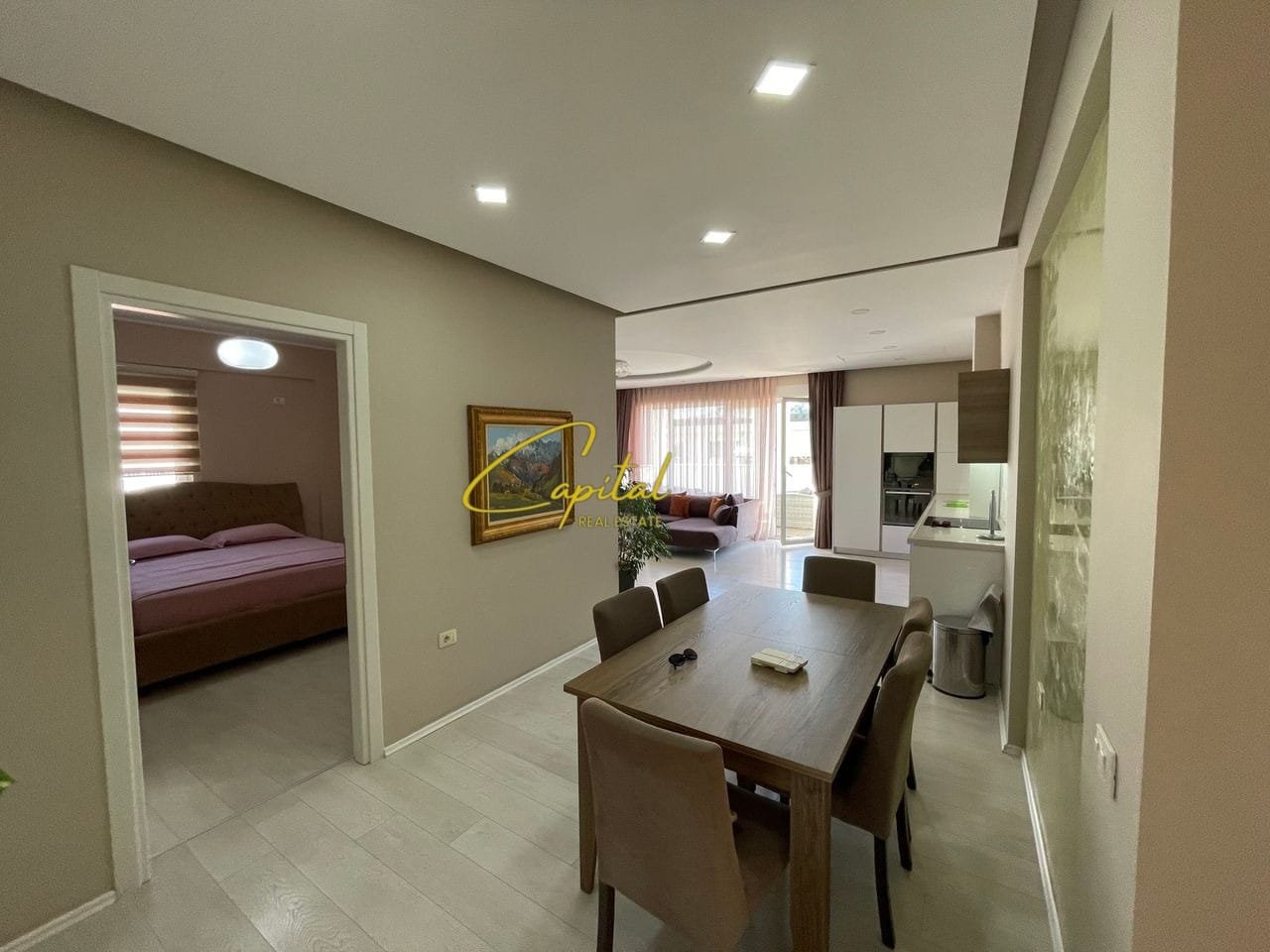APARTAMENT ME QERA 3+1+2 LIQENI I THATE 1.400 EURO