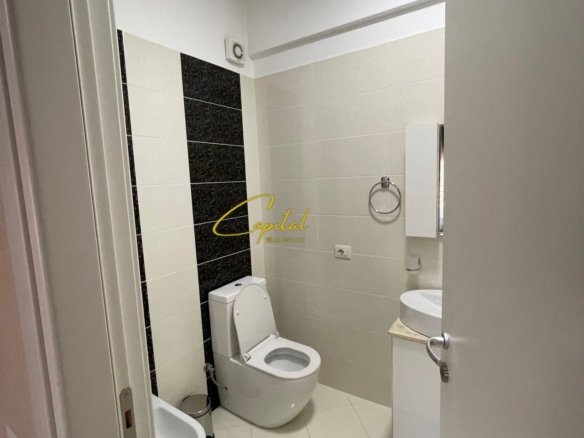 APARTAMENT ME QERA 3+1+2 LIQENI I THATE 1.400 EURO