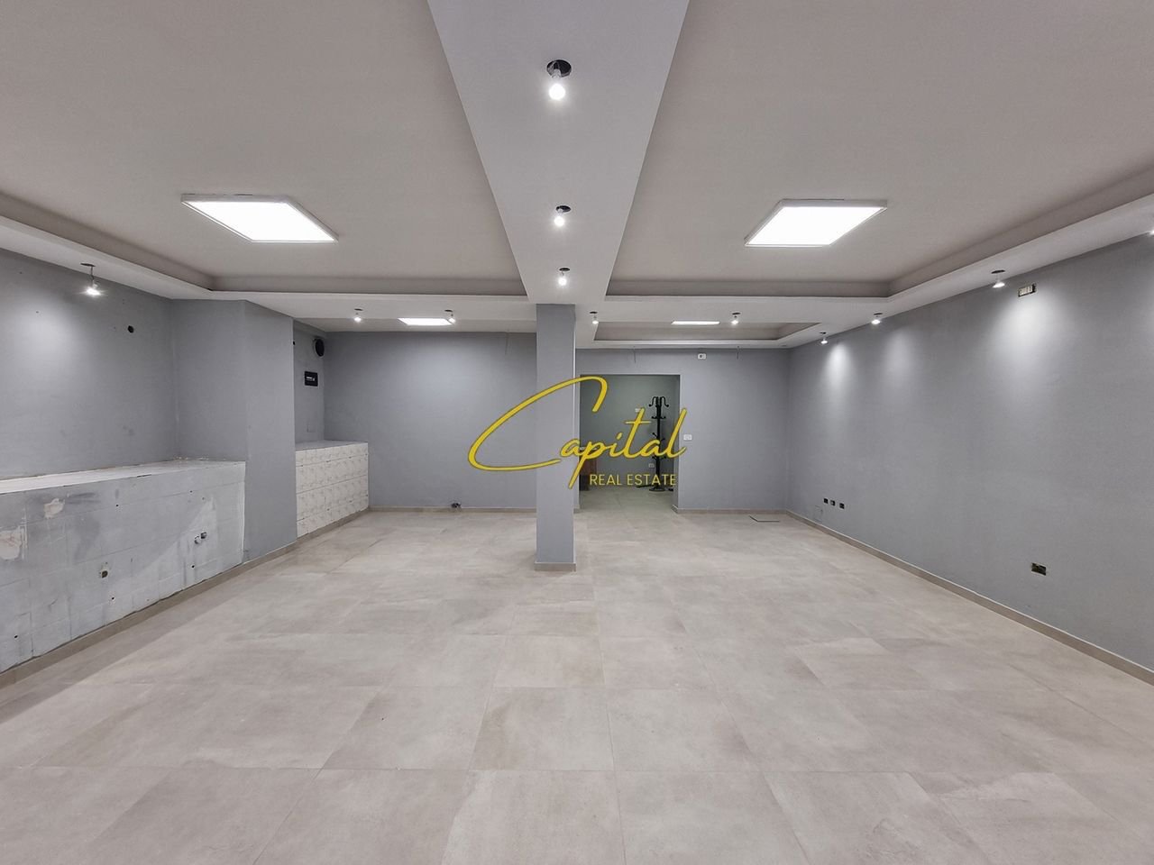 SHITET AMBIENT BIZNESI 94 M2 PAZARI I RI 130.000 EURO