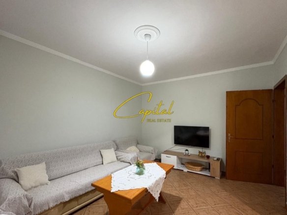 APARTAMENT ME QERA 1+1 LAPRAKE 50.000 LEKE