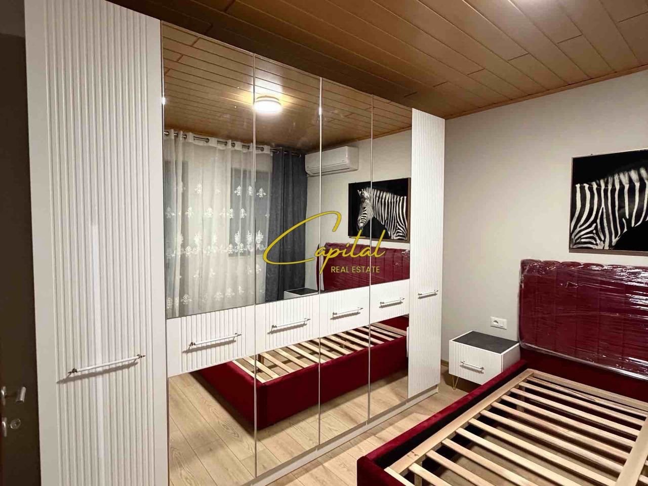 APARTAMENT ME QERA 1+1 KOMPLEKSI DELIJORGJI 60.000 LEKE