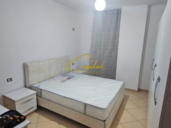 APARTAMENT ME QERA 2+1+2 YZBERISHT 50.000 LEKE