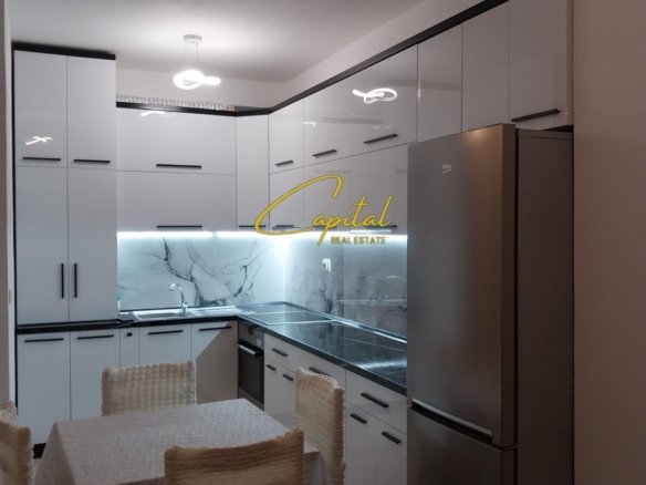 APARTAMENT ME QERA 1+1 ASTIR 40.000 LEKE