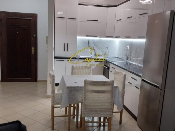 APARTAMENT ME QERA 1+1 ASTIR 40.000 LEKE