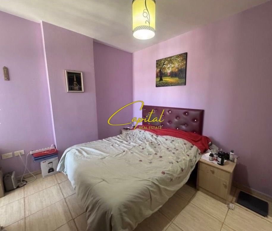 WhatsApp Image 2026-01-06 at 9.40.01 AM APARTAMENT ME QERA 1+1 RRUGA E BOGDANEVE 60.000 LEKE