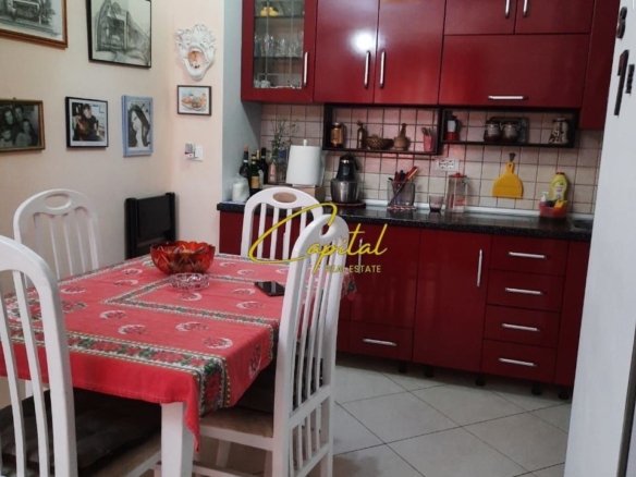 SHITET APARTAMENT 2+1 ZOGU I ZI 195.000 EURO