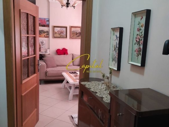 SHITET APARTAMENT 2+1 ZOGU I ZI 195.000 EURO