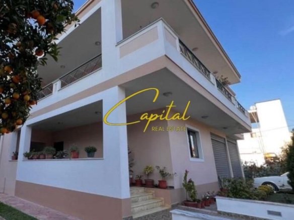 VIE PRIVATE ME QERA 505 M2 CASA ITALIA 900 EURO