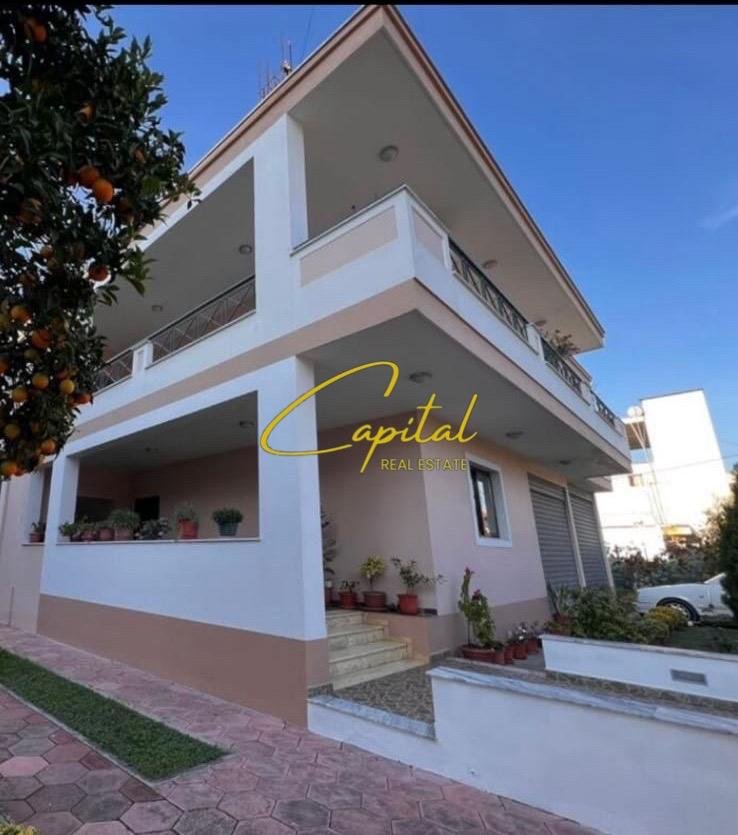 VIE PRIVATE ME QERA 505 M2 CASA ITALIA 900 EURO