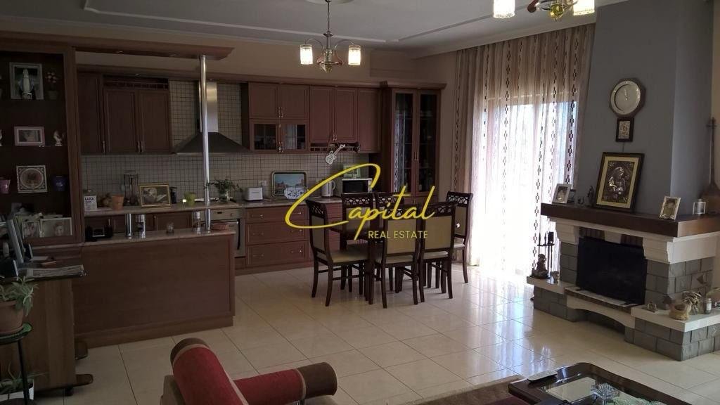 VIE PRIVATE ME QERA 505 M2 CASA ITALIA 900 EURO