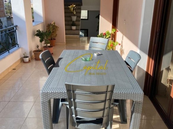 VIE PRIVATE ME QERA 505 M2 CASA ITALIA 900 EURO