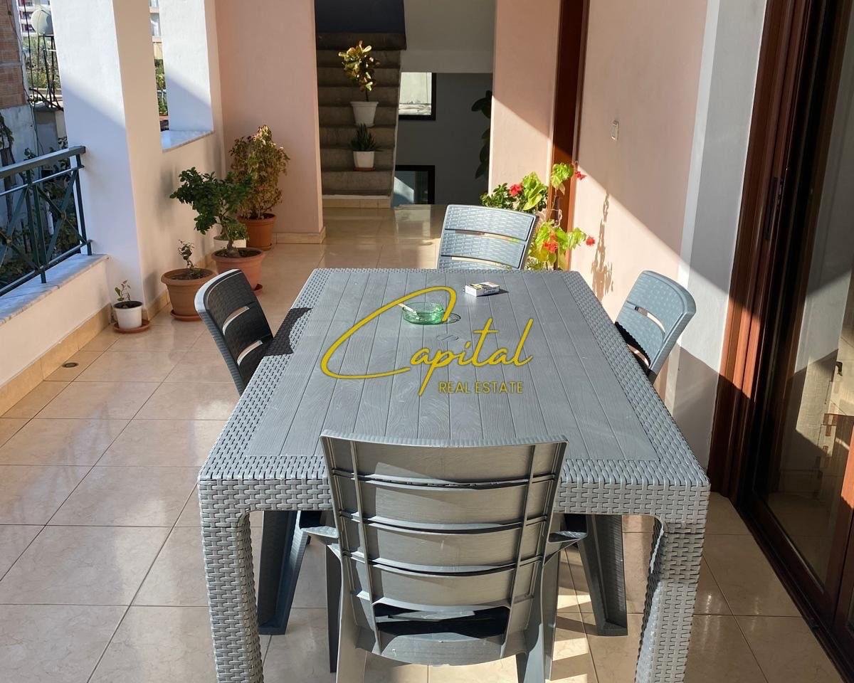 VIE PRIVATE ME QERA 505 M2 CASA ITALIA 900 EURO