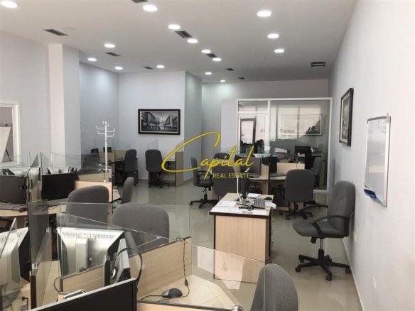AMBIENT BIZNESI ME QERA 120 M2 ALI DEMI 1000 EURO