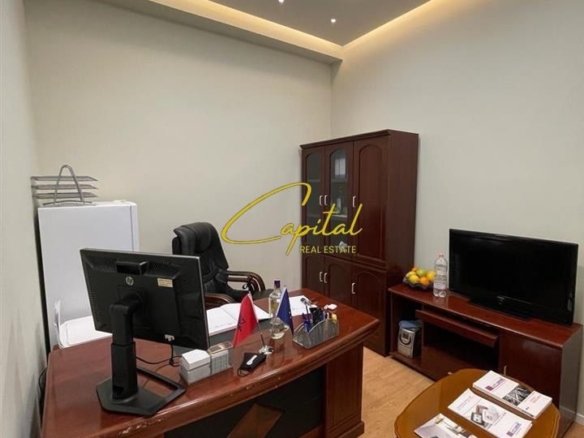 ZYRE ME QIRA 45 M2 KODRA E DIELLIT 700 EURO