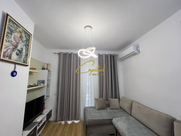 APARTAMENT ME QIRA 1+1 ISH FUSHA AVIACIONIT 600 EURO