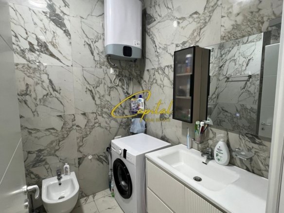 APARTAMENT ME QIRA 1+1 ISH FUSHA AVIACIONIT 600 EURO