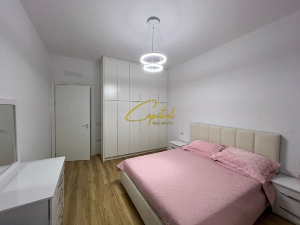 APARTAMENT ME QIRA 1+1 ISH FUSHA AVIACIONIT 600 EURO