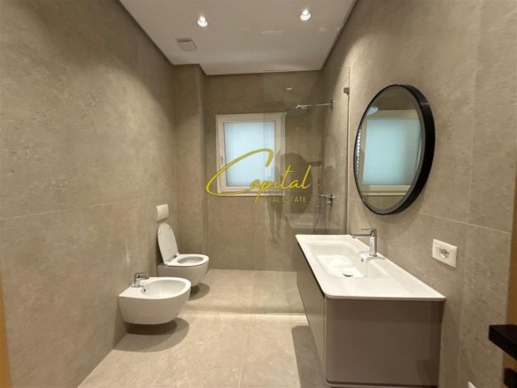 VILE PRIVATE ME QIRA 360 M2 AMBASADA AMERIKANE 9000 EURO