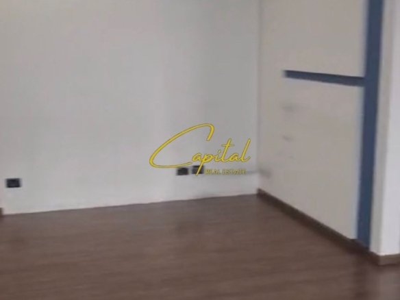 ZYRE ME QIRA 70 M2 RRUGA E KAVAJES 700 EURO