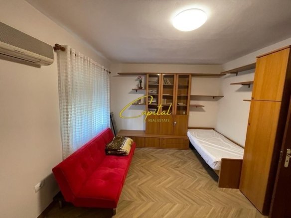 APARTAMENT ME QIRA 2+1 21 DHJETORI 750 EURO