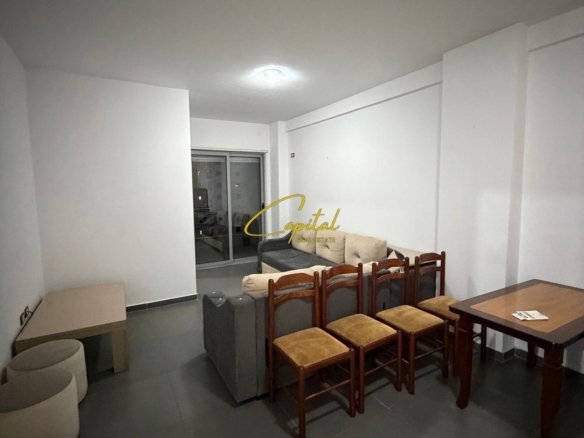 APARTAMENT ME QIRA 2+1 YZBERISHT 50.000 LEKE
